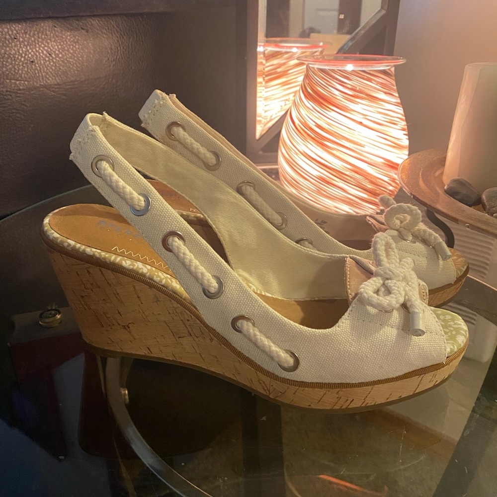 Sperry Topsider Cream Wedge Sandals Size 8.5 | Peep Toe Rope Detail Cork Heel - Picture 3 of 5
